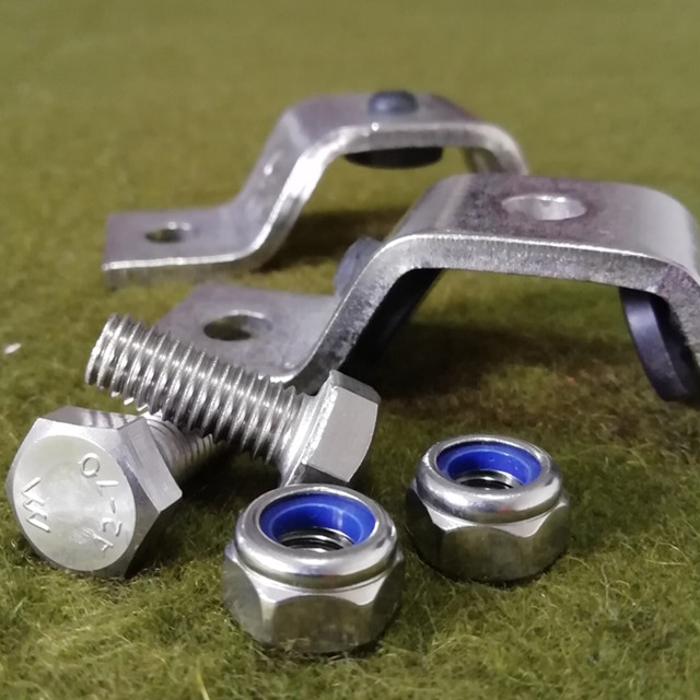 hexagonal pipe clamp standoff (7)