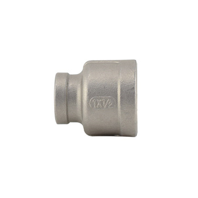 Stainless Steel Reducing Socket 150LB Threaed Fitting